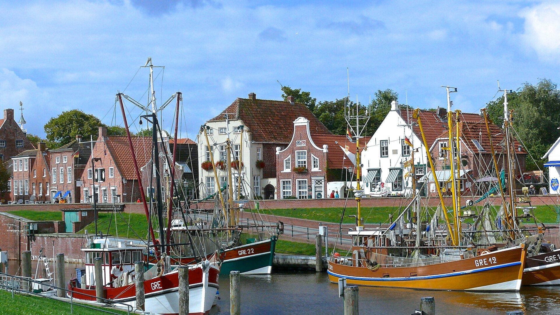Kutter im Hafen von Greetsiel