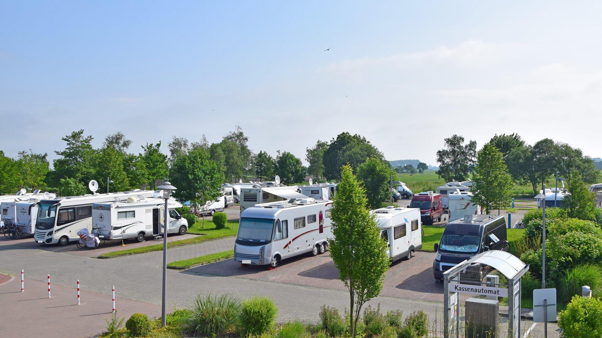 Wohnmobilhafen Großes Meer, Camping