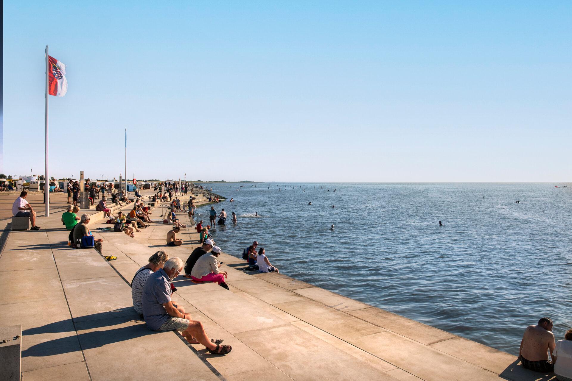 Promenade "Wattfenster" in Norden-Norddeich