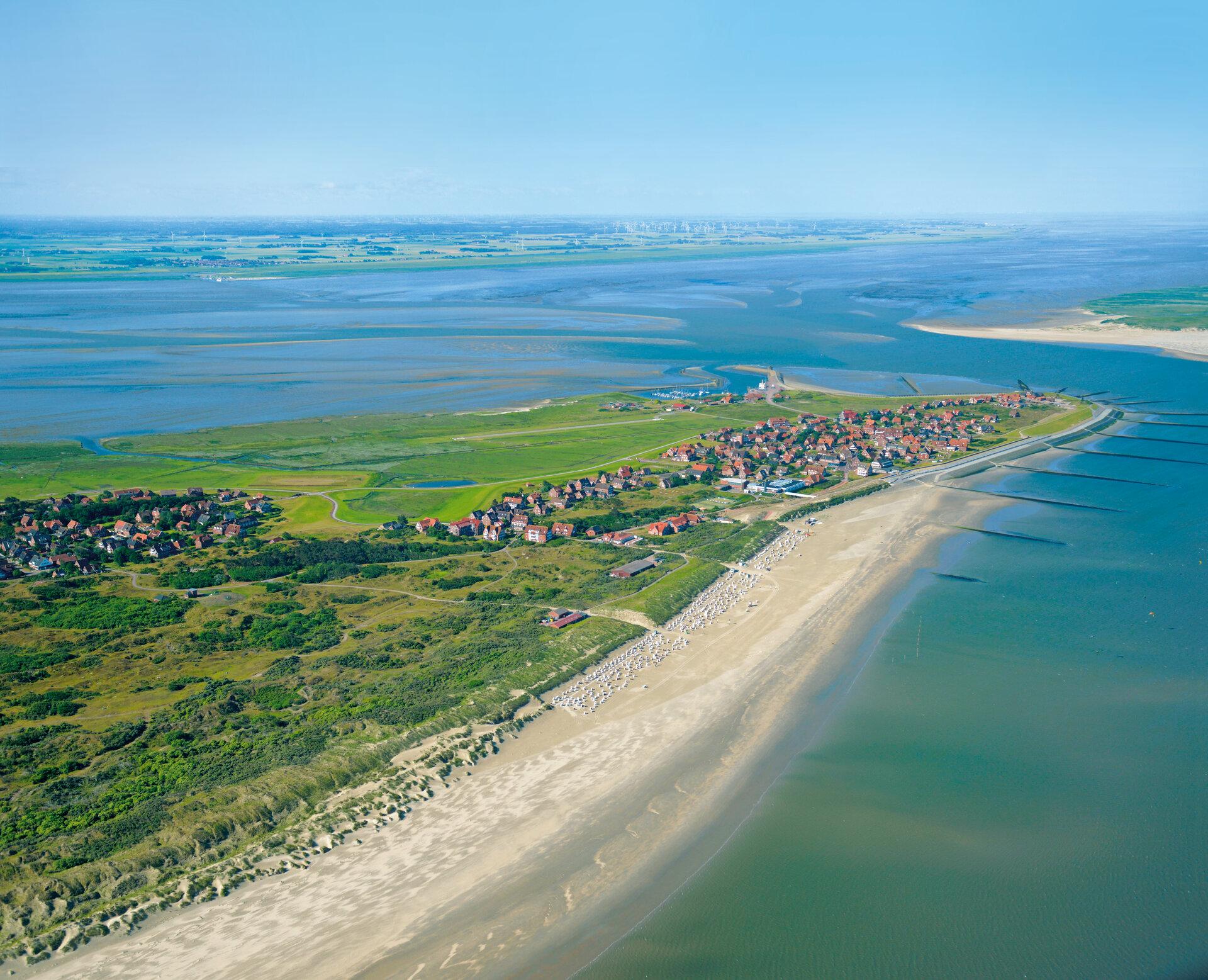 Luftbild vom Strand Baltrums